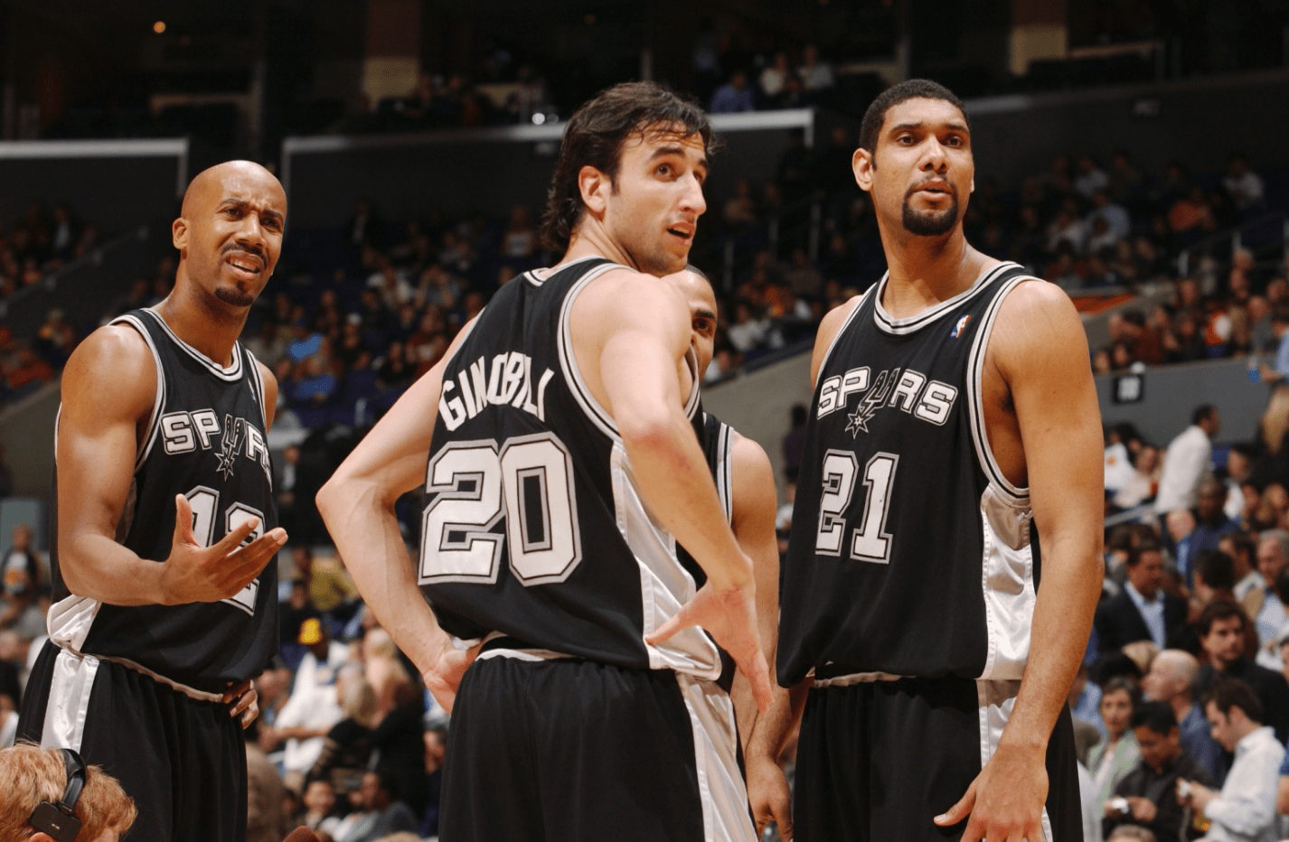 意甲-穆阿尼破门 十人尤文图斯1-1战平拉齐奥 [尤文图斯拉齐奥]