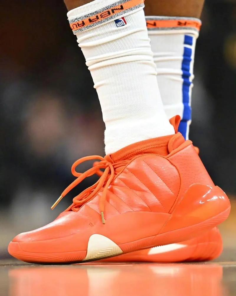 详解棒球规则中的“非法投球”细微判定