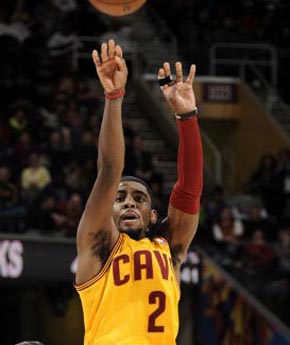 记者：今年租借效力大阪樱花的拉斐尔正与一家中国俱乐部谈判