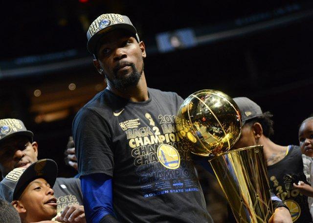 【虎之奏鸣曲】想看看“魔术师”藤川球儿当监督的模样！？ 解析、分析「超级细致」的DeNA，如果藤浪能适应的话…｜日职