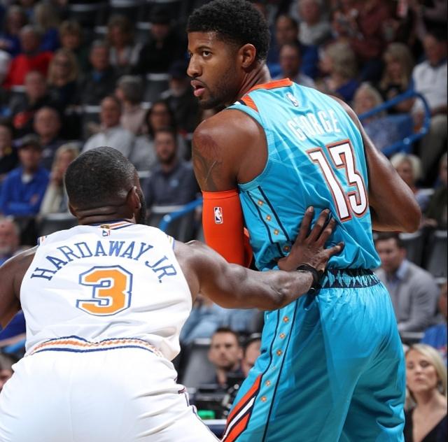 详解棒球规则中的球迷干扰判罚