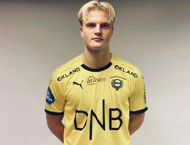 记者：罗马最快今晚或明天敲定拉斯帕多里，转会方式先租后买