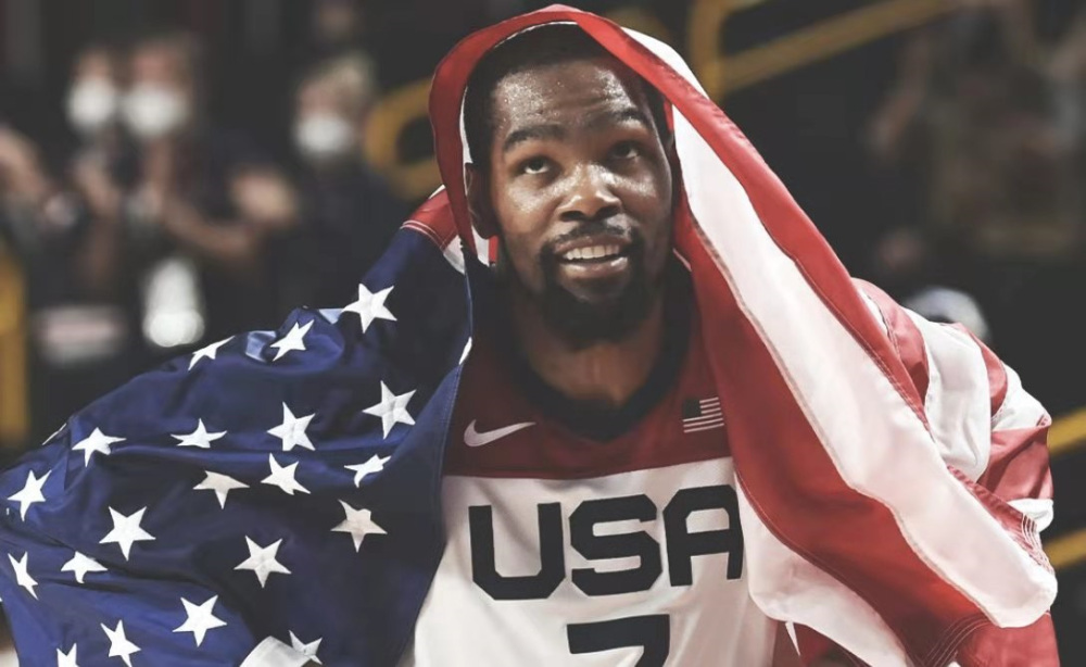 法兰克福vs沃尔夫斯堡：格策、堂安律首发，埃里克森、马耶尔出战